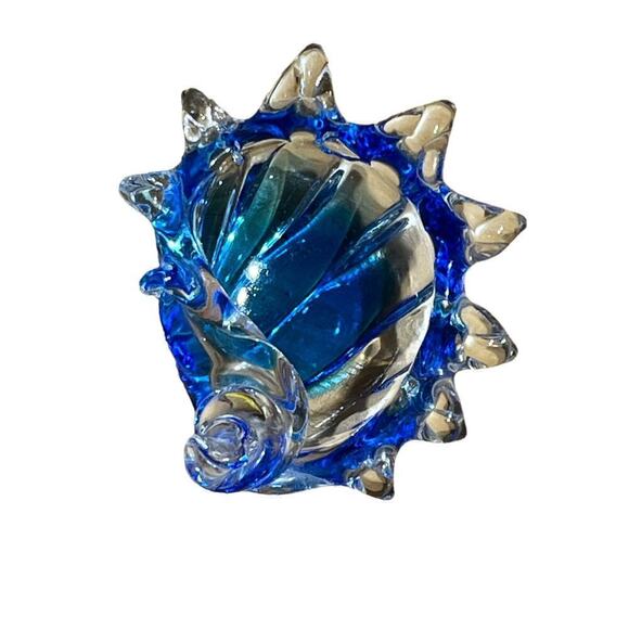 Beautiful Glass Sea Shell Clear with blue tints. Trinket/candy dish.jewlery.rare - Picture 2 of 7